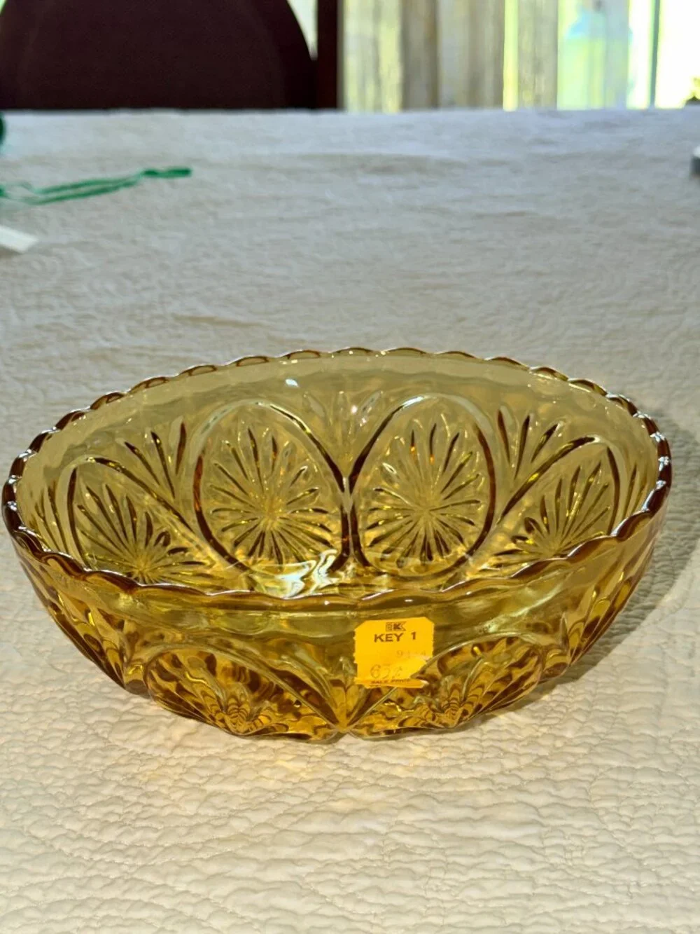 Vintage Anchor Hocking Honey Gold Medallion Star 8